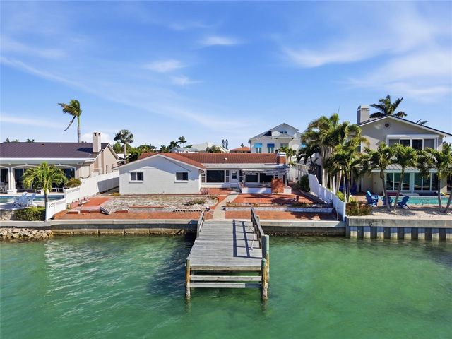 4 BELLEVUE DRIVE, Treasure Island, FL 33706