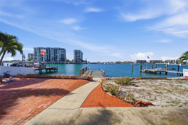 4 BELLEVUE DRIVE, Treasure Island, FL 33706