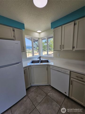 744 Berne Lane SE, Olympia, WA 98513