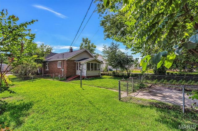 810 N Main Street, De Soto, MO 63020