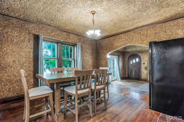 810 N Main Street, De Soto, MO 63020