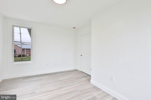 7919 ROXBURY ROAD RD, Shippensburg, PA 17257