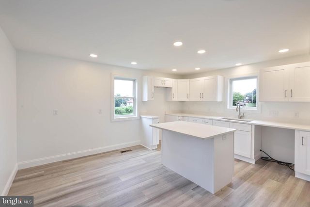 7919 ROXBURY ROAD RD, Shippensburg, PA 17257