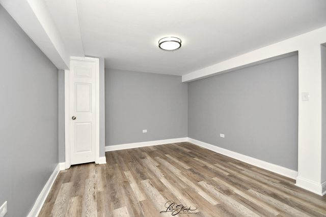 1002 Douglas Avenue, Flossmoor, IL 60422