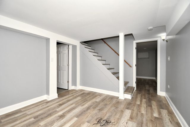 1002 Douglas Avenue, Flossmoor, IL 60422