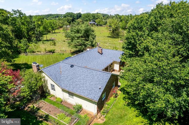 9032 JAMES MADISON HWY, Warrenton, VA 20186