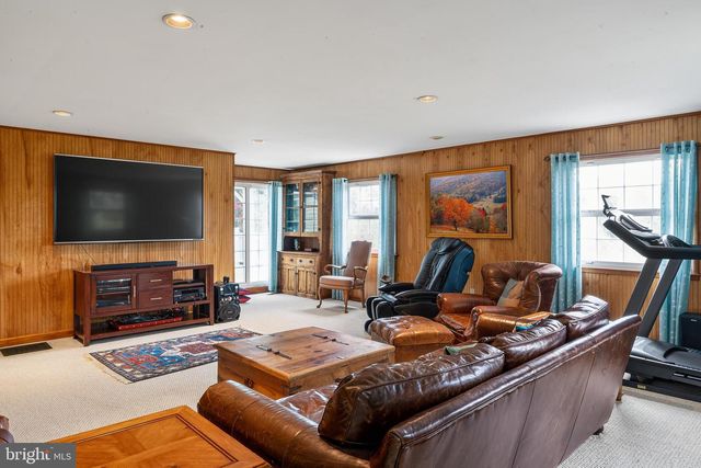 9032 JAMES MADISON HWY, Warrenton, VA 20186