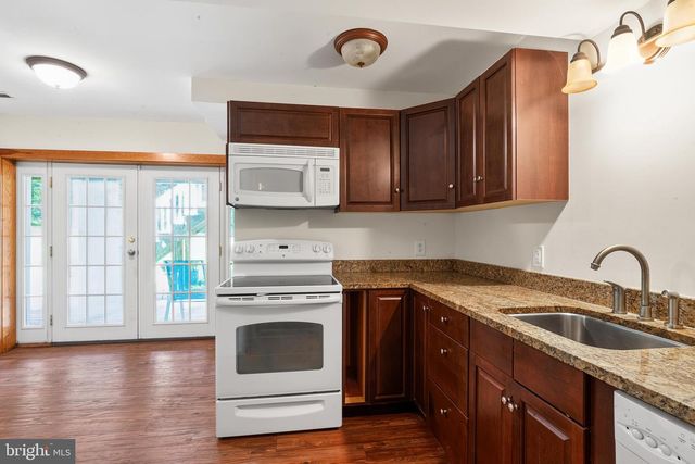 9032 JAMES MADISON HWY, Warrenton, VA 20186