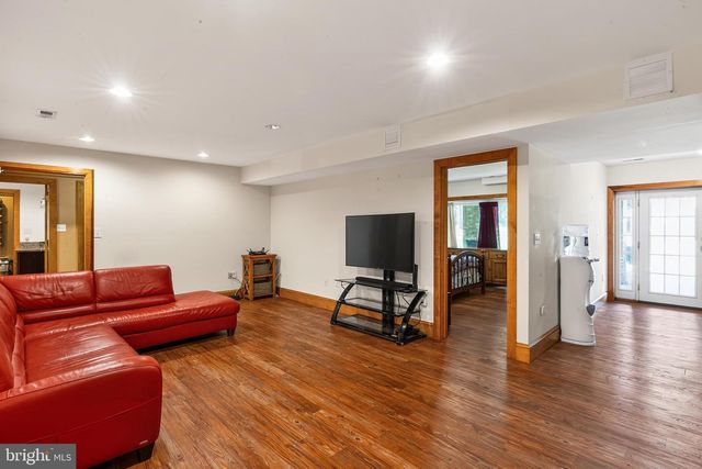 9032 JAMES MADISON HWY, Warrenton, VA 20186
