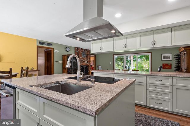 9032 JAMES MADISON HWY, Warrenton, VA 20186