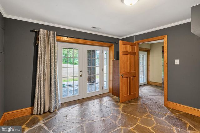 9032 JAMES MADISON HWY, Warrenton, VA 20186