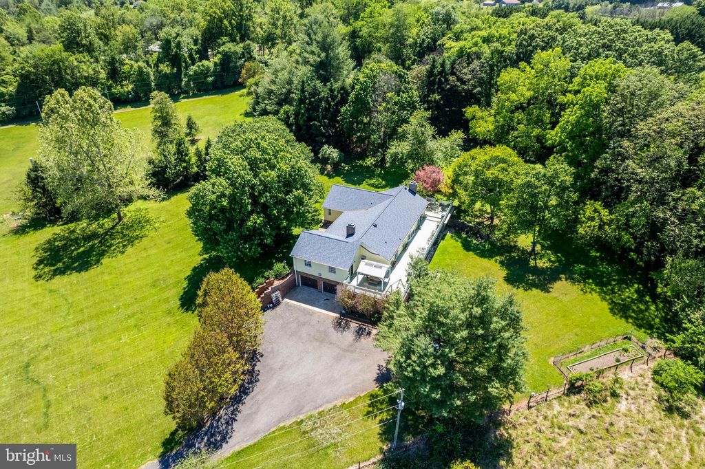 9032 JAMES MADISON HWY, Warrenton, VA 20186