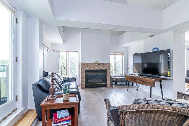 10 Mountain Laurels Dr Apt 607, Nashua, NH 03062