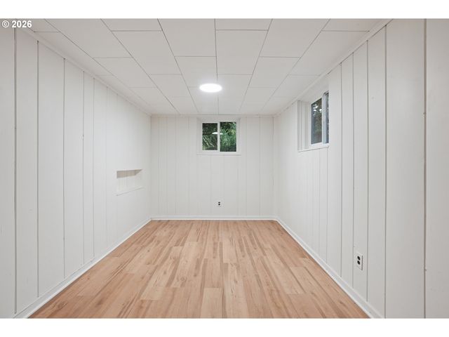 7250 Sw CANYON Rd, Portland, OR 97225