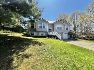 352 Valleybrook Circle, Howard, OH 43028