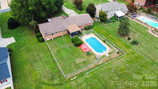 225 Roger Drive, Salisbury, NC 28147
