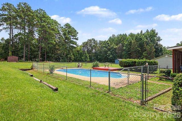 225 Roger Drive, Salisbury, NC 28147