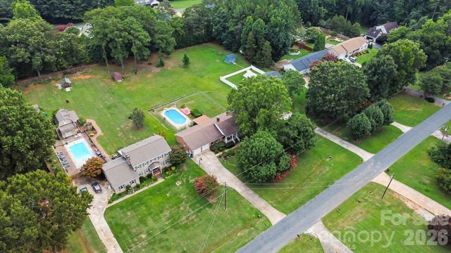 225 Roger Drive, Salisbury, NC 28147