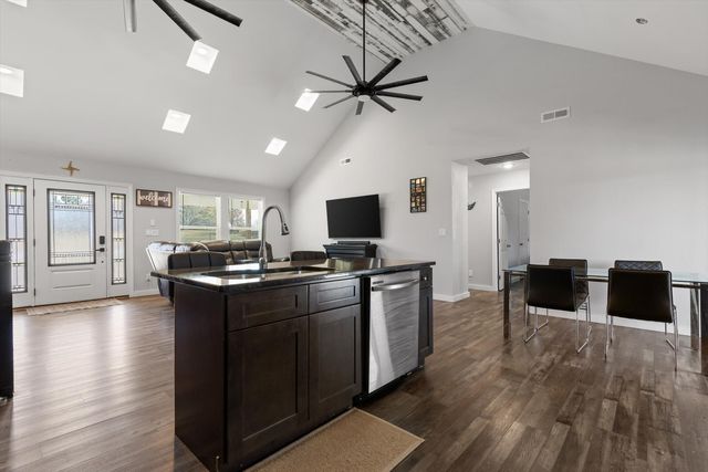 227 South Deer Run Road, Trenton, GA 30752