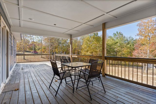 227 South Deer Run Road, Trenton, GA 30752