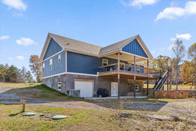 227 South Deer Run Road, Trenton, GA 30752