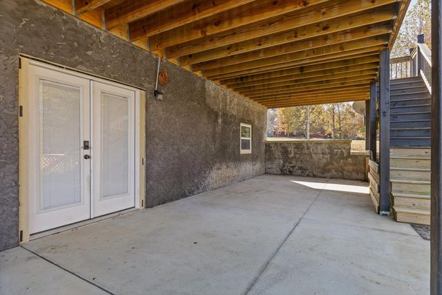 227 South Deer Run Road, Trenton, GA 30752