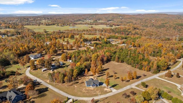 227 South Deer Run Road, Trenton, GA 30752