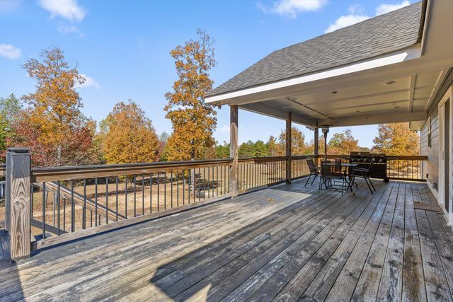 227 South Deer Run Road, Trenton, GA 30752