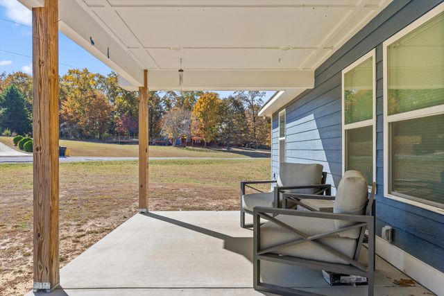 227 South Deer Run Road, Trenton, GA 30752