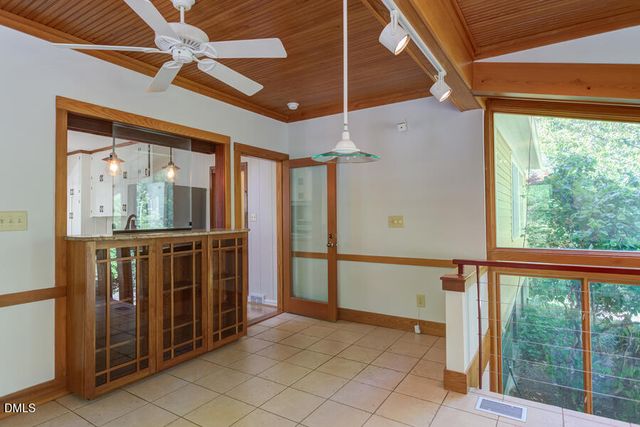 8 Cobb Terrace, Chapel Hill, NC 27514