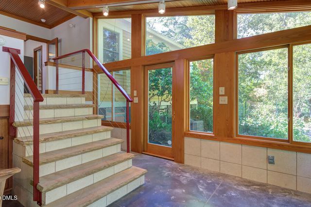 8 Cobb Terrace, Chapel Hill, NC 27514