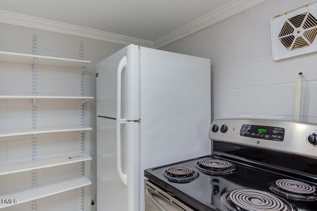 8 Cobb Terrace, Chapel Hill, NC 27514