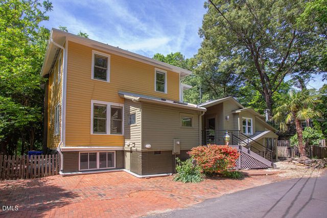 8 Cobb Terrace, Chapel Hill, NC 27514
