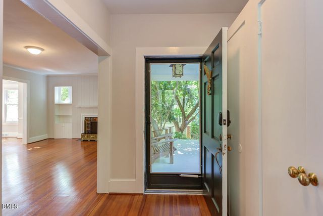 8 Cobb Terrace, Chapel Hill, NC 27514