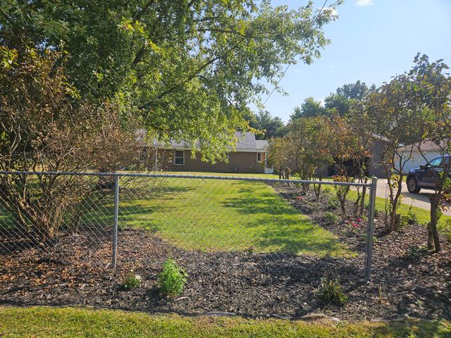 81 taylor Avenue, Battle Creek City, MI 49037