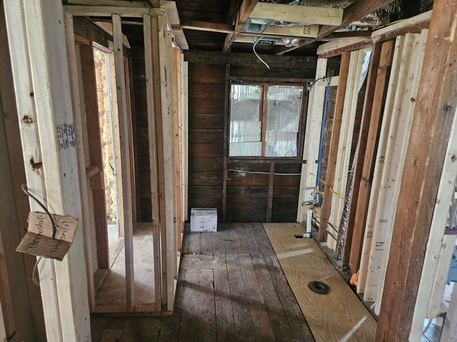 81 taylor Avenue, Battle Creek City, MI 49037