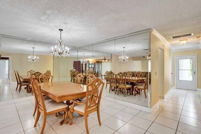 2331 Croton Lane 101-a, Delray Beach, FL 33445