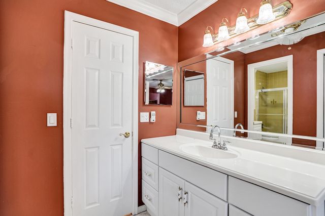 2331 Croton Lane 101-a, Delray Beach, FL 33445