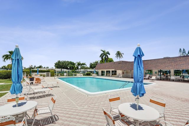 2331 Croton Lane 101-a, Delray Beach, FL 33445