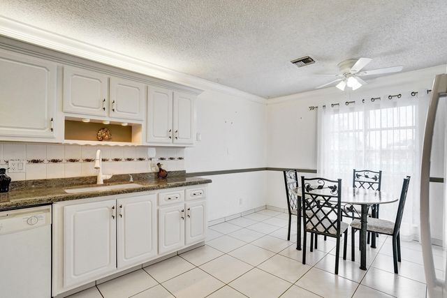 2331 Croton Lane 101-a, Delray Beach, FL 33445