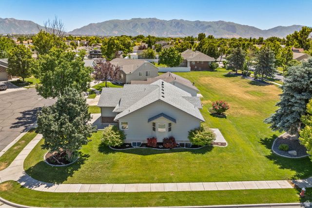 2091 W 2060 S, Syracuse, UT 84075