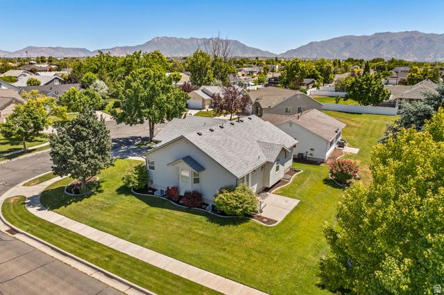 2091 W 2060 S, Syracuse, UT 84075