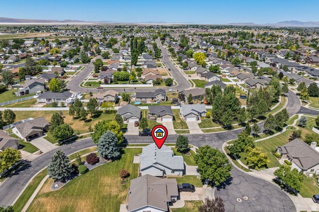 2091 W 2060 S, Syracuse, UT 84075