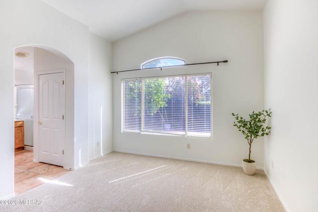 10923 S Lake Gambusi Drive, Vail, AZ 85641