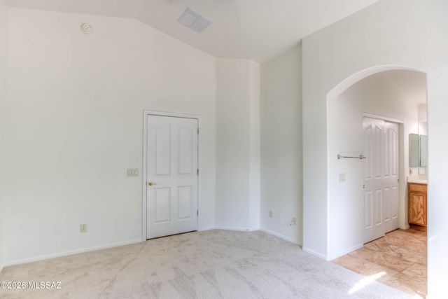 10923 S Lake Gambusi Drive, Vail, AZ 85641