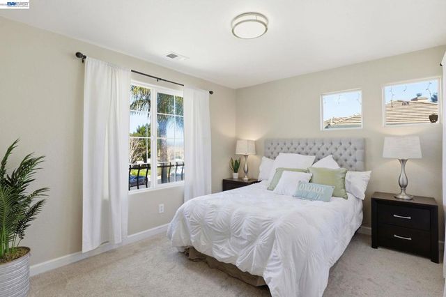 9740 Linnet Ct, Gilroy, CA 95020