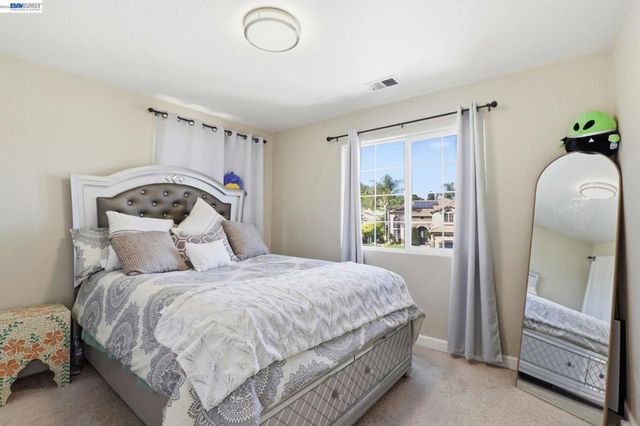 9740 Linnet Ct, Gilroy, CA 95020