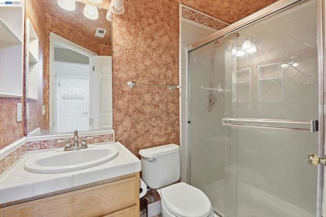 9740 Linnet Ct, Gilroy, CA 95020