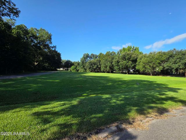 201 Oak Side Alley, Lafayette, LA 70508