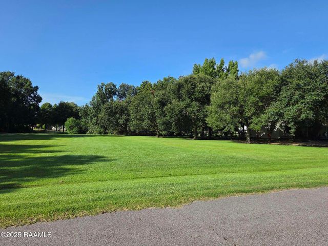 201 Oak Side Alley, Lafayette, LA 70508